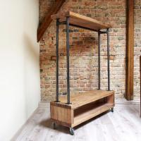 Masif Boru Ayaklı Giyim Ünitesi