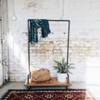 Industrial clothes hanger