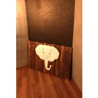Elephant portrait table