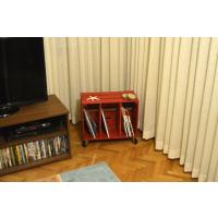 Ral red newspecial coffee table
